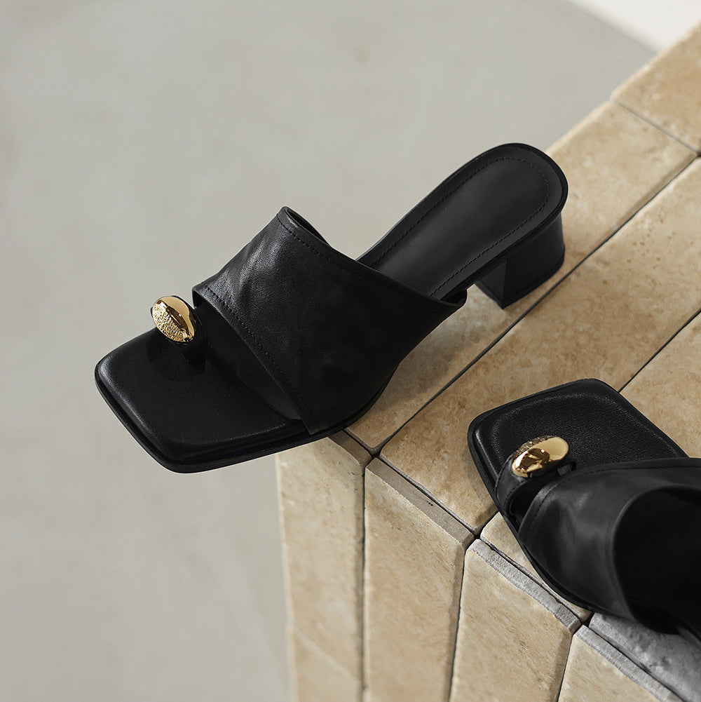 Rosalia™ | Sandales en cuir d'agneau à talon élégant